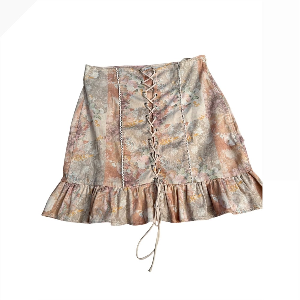 ASOS DESIGN Floral Lace Up Front Ruffle Mini Skirt Pastel‎ Boho Cottagecore US 6